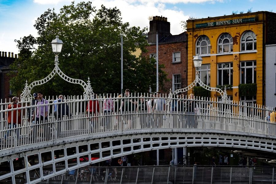 happeny bridge Dublin